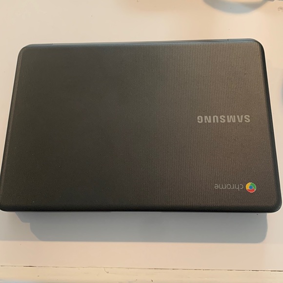 Samsung Chromebook Laptop Computer 2016 500c - Picture 2 of 5